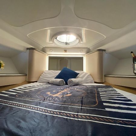 Готель The Valencia Yacht Experience Екстер'єр фото