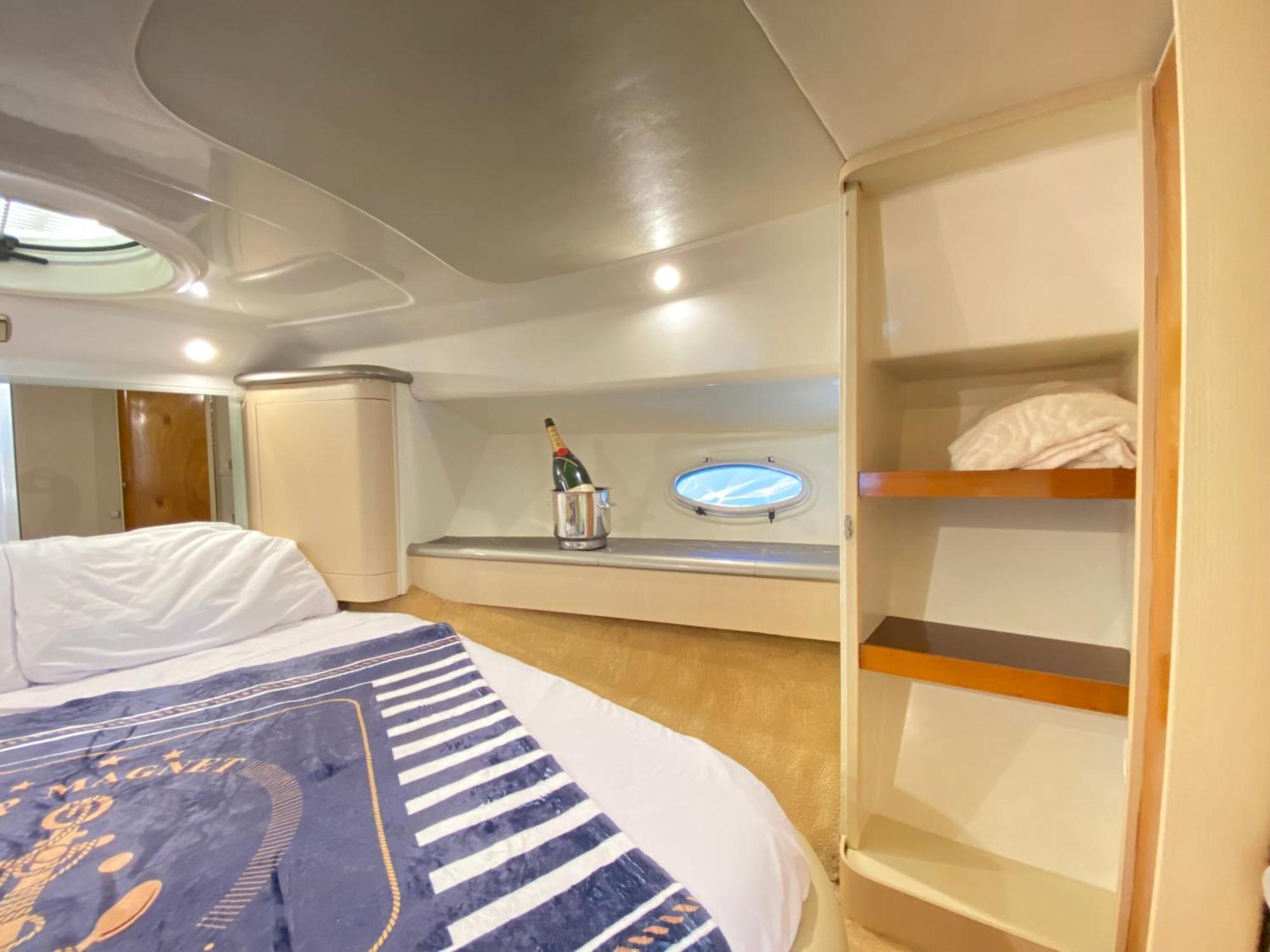 Готель The Valencia Yacht Experience Екстер'єр фото