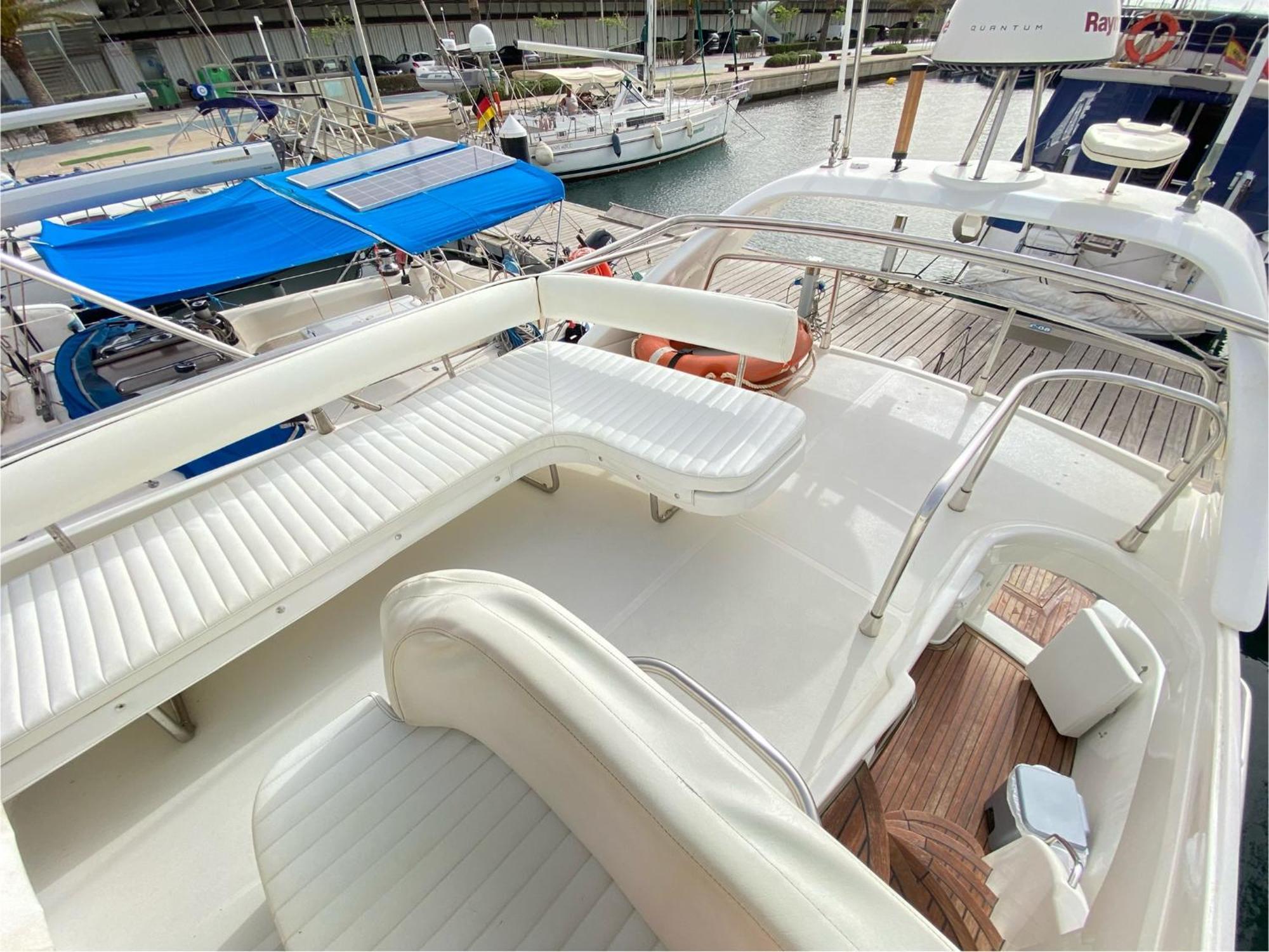 Готель The Valencia Yacht Experience Екстер'єр фото